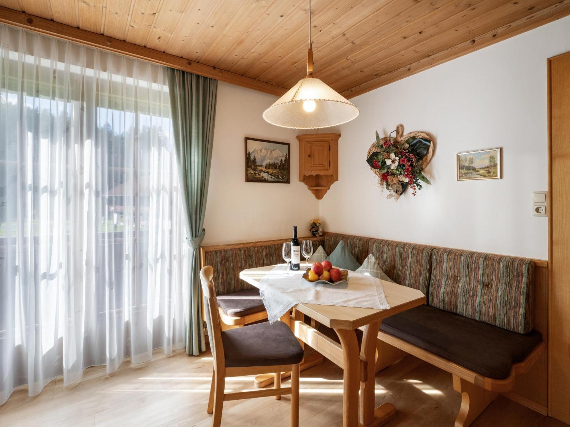 Appartementhaus Muehlberger เอลล์เมา ภายนอก รูปภาพ