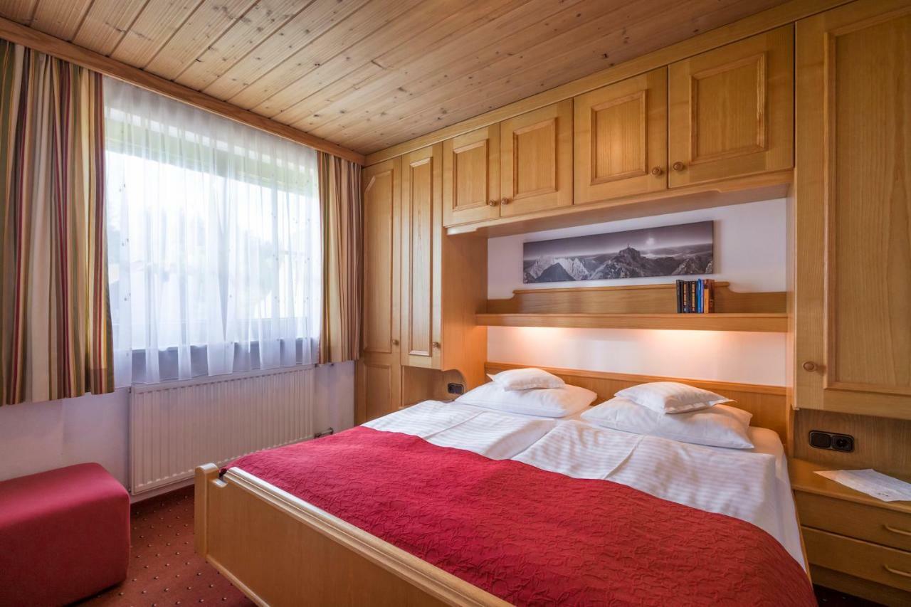 Appartementhaus Muehlberger เอลล์เมา ภายนอก รูปภาพ